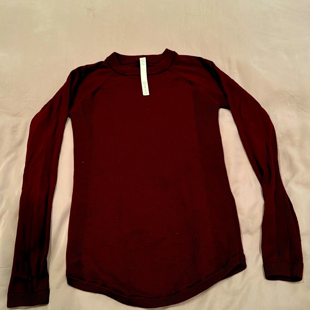 Classic lululemon merino crew neck with thumb holes